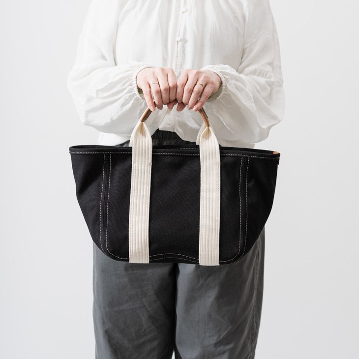 MAISON CANVVAS (メゾンキャンバス) | CANVAS Tote S (black) | 送料