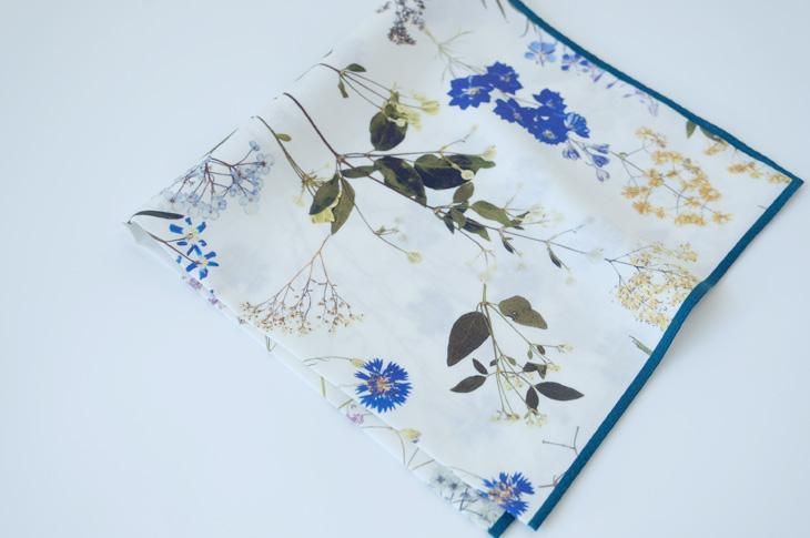 ASEEDONCLOUD | Handkerchiefh (Pressed Flower) | ハンカチ