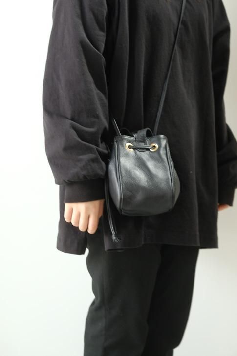 POMTATA (ポンタタ) | QUE 2WAY SHOULDER(black) | ショルダーバッグ