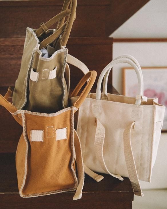 etul (エツル) | RECYCLED CANVAS BELT TOTE SMALL (ivory) | 送料無料