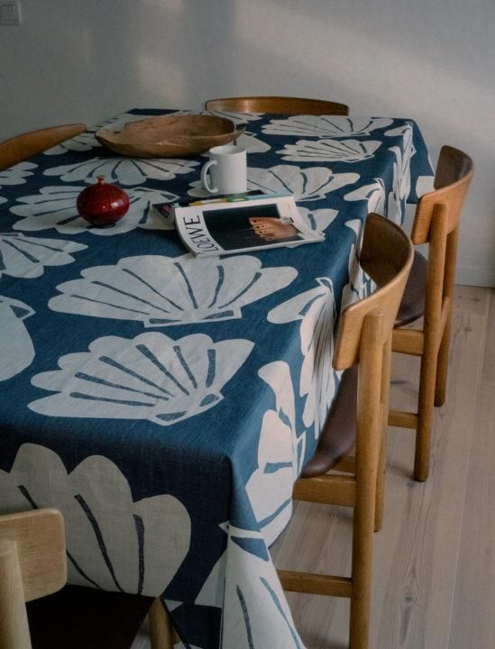 FINE LITTLE DAY | SNACKA TABLECLOTH - BLUE GREY / WHITE (149x250cm)  (47112-52) | テーブルクロス 北欧 リネン ナチュラ