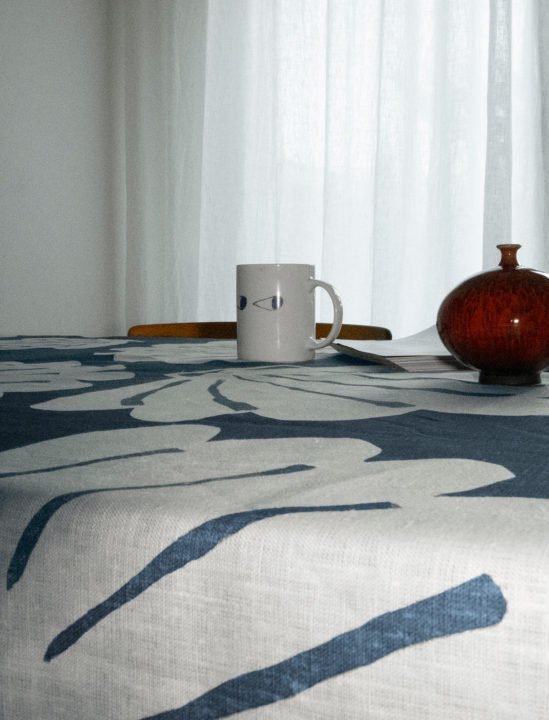 FINE LITTLE DAY | SNACKA TABLECLOTH - BLUE GREY / WHITE (149x250cm