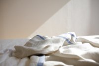 LAPUAN KANKURIT (ラプアンカンクリ) | USVA towel 95x180cm (linen bright blue) | タオル マルチユースクロス 北欧 インテリアの商品画像