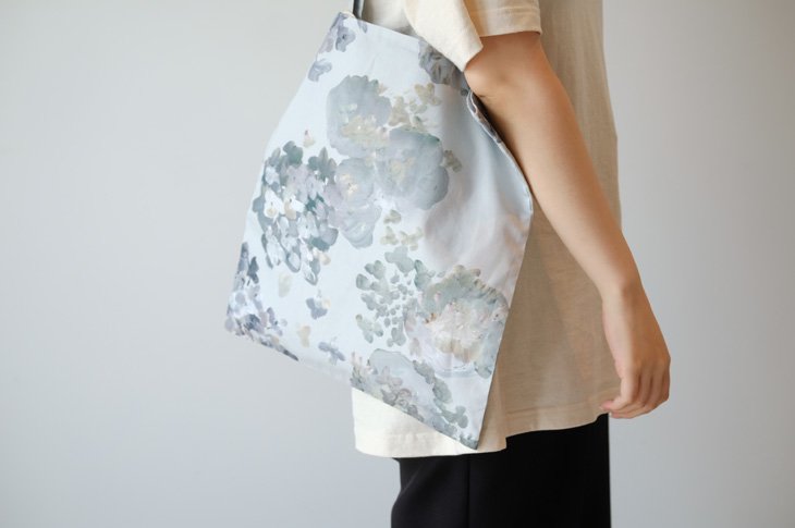 otsukiyumi | Bag ajisai (light gray) | トートバッグ おしゃれ