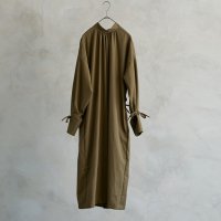 the last flower of the afternoon | 夜のほとり back open dress (olive green) | ワンピース レディースの商品画像