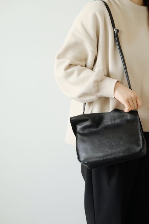 POMTATA (ポンタタ) | MOT TOTE 2WAY (black) | ショルダー 牛革