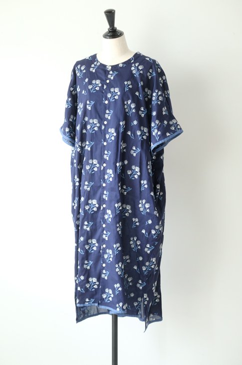 canakoinoue | hinata / oversized shirt dress (short sleeve) navy
