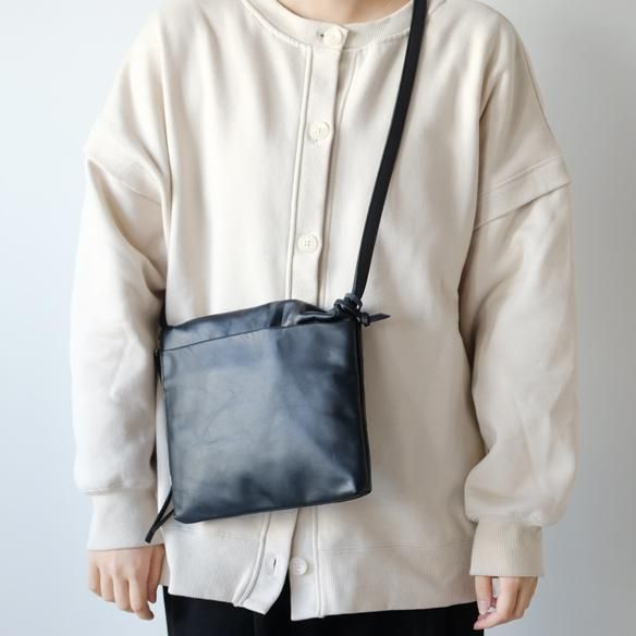 POMTATA (ポンタタ) | TIO mini shoulder (black) | ショルダーバック