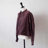 MANON (ޥΥ) | TUCK SLEEVE CHECK RIBBON BLOUSE (red) | ȥåץ  ֥饦 å ޯξʲ