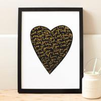 OLD ENGLISH CO. | LOVE HEART PRINT (BLACK AND GOLD/WHITE BACKGROUND) | A4 ȥץ/ݥξʲ