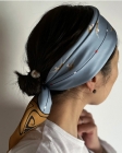 <img class='new_mark_img1' src='https://img.shop-pro.jp/img/new/icons47.gif' style='border:none;display:inline;margin:0px;padding:0px;width:auto;' />A PIECE OF CHIC SILK SCARF 
