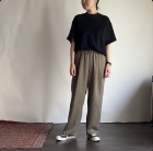 <img class='new_mark_img1' src='https://img.shop-pro.jp/img/new/icons55.gif' style='border:none;display:inline;margin:0px;padding:0px;width:auto;' />comm.arch. Soft Satin Wide Easy PantsRaw Umber)