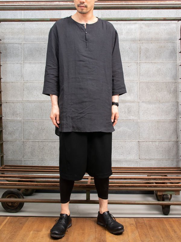 ISAMU KATAYAMA BACKLASH】SOFT LINEN HENLEY-NECK PULLOVER SHIRT