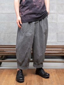 【KLASICA】 GOSSE (ND ver.) Tucked×2 Trousers / SUMI BLACK<img class='new_mark_img2' src='https://img.shop-pro.jp/img/new/icons1.gif' style='border:none;display:inline;margin:0px;padding:0px;width:auto;' />
