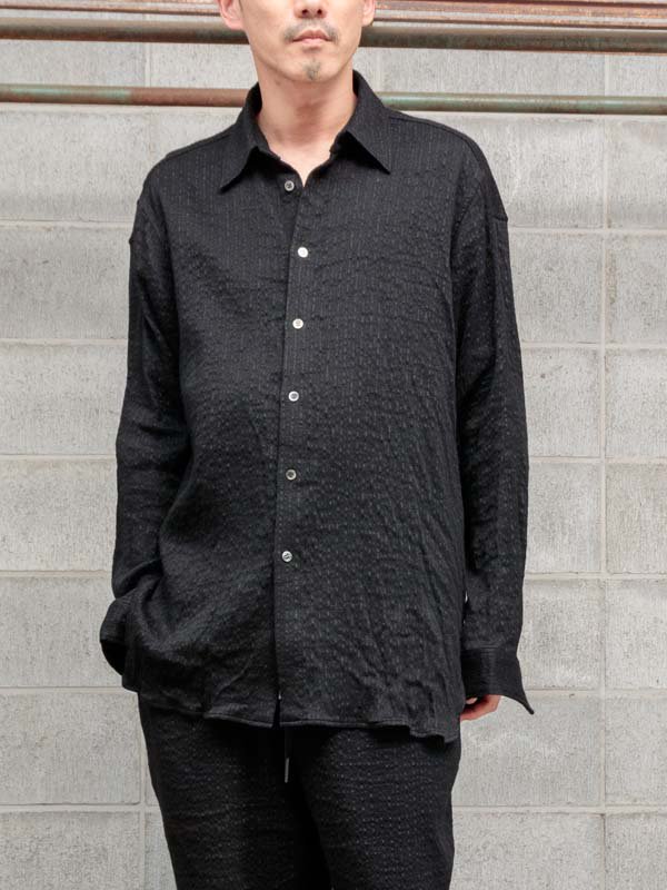 【山内】 ウールキュプラ・ランダムシャドーストライプシャツ /BLACK STRIPE -  vektrize.com｜京都裏寺町でDEVOA、incarnation、individual sentiments、ISAMU KATAYAMA  BACKLASH、KLASICA、山内等を取り扱うセレクトショップ