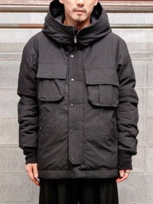 DEVOA Down jacket Shrink cotton-nylon / BLACK<img class='new_mark_img2' src='https://img.shop-pro.jp/img/new/icons1.gif' style='border:none;display:inline;margin:0px;padding:0px;width:auto;' />