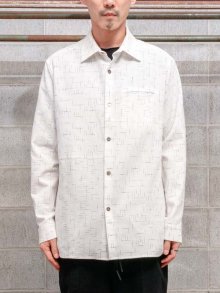 individualsentiments Random KASURI-dyed check pattern loose shirt Loose Shirt / WHITE<img class='new_mark_img2' src='https://img.shop-pro.jp/img/new/icons1.gif' style='border:none;display:inline;margin:0px;padding:0px;width:auto;' />