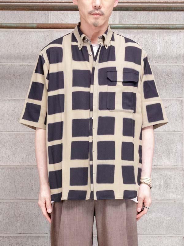 山内 強撚コットンローブ・テーラードカラーシャツ 藍染め 3 山内(ヤマウチ) / 強撚コットンローブ・テーラードカラーシャツ / アイ