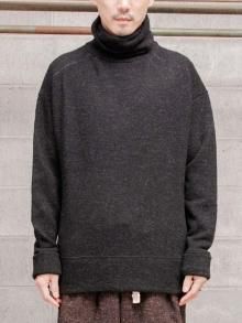 KLASICA Shetland wool Volume Turtle Neck / BLACK<img class='new_mark_img2' src='https://img.shop-pro.jp/img/new/icons1.gif' style='border:none;display:inline;margin:0px;padding:0px;width:auto;' />