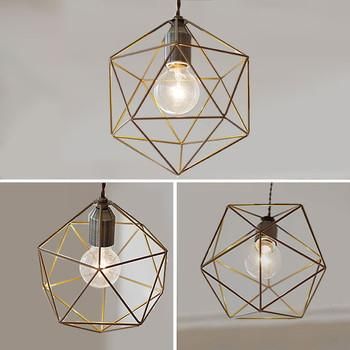 今なら送料無料。幾何学模様のオシャレなフレームセードのペンダント