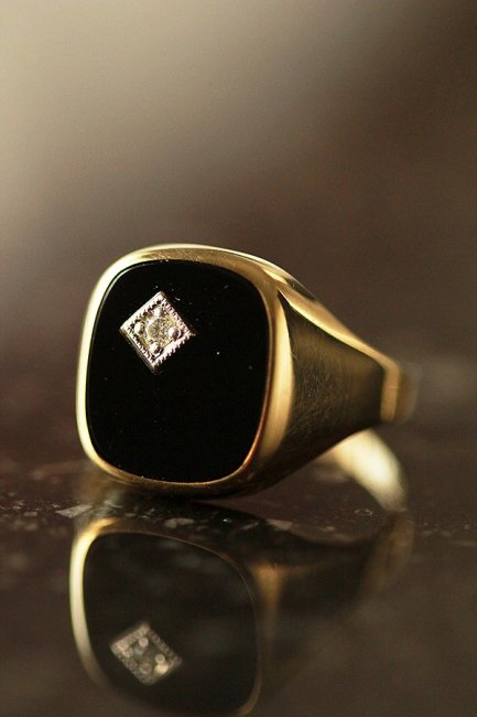 ブラックオニキスとダイヤモンドのリング