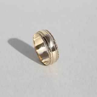 BRITISH VINTAGE 1981 JLD LONDON HALLMARKED 9CT / 9K GOLD BAND RING JP11.5