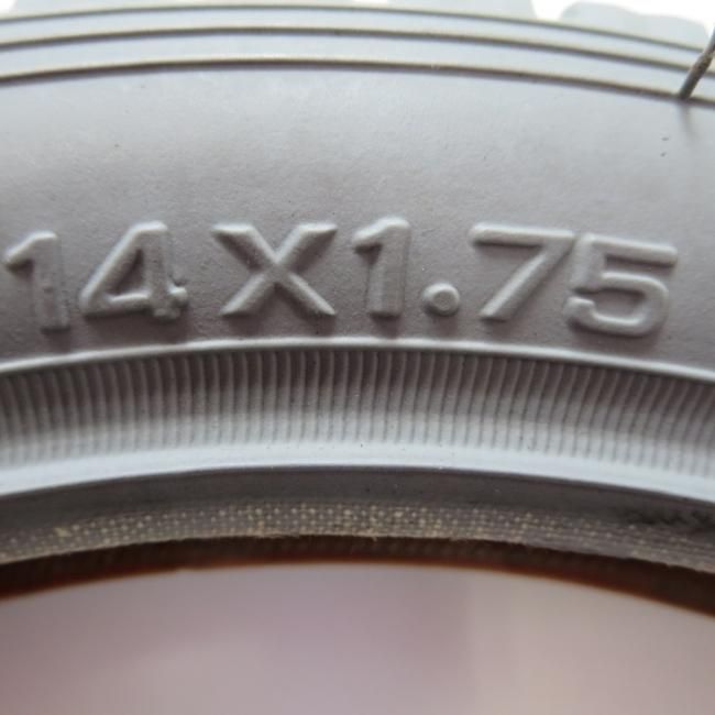 とし様　タイヤ1 dolonco_nt217-750