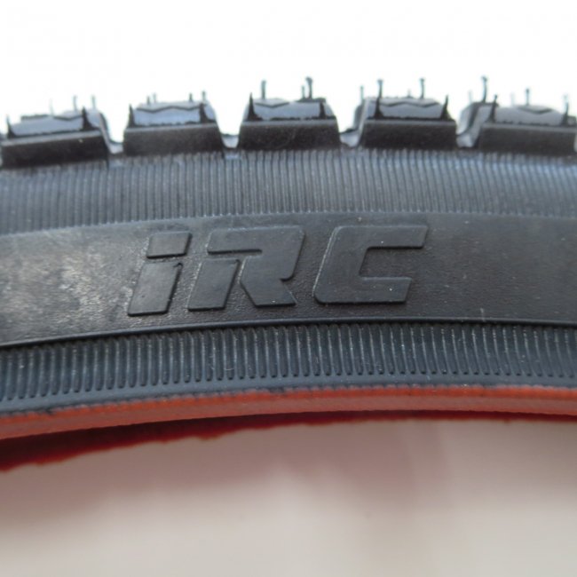 IRC(井上）ささら26x1 3/8スノータイヤ・チューブセット（各1本）｜自転車部品、車いすタイヤのことならうれっこサイクル