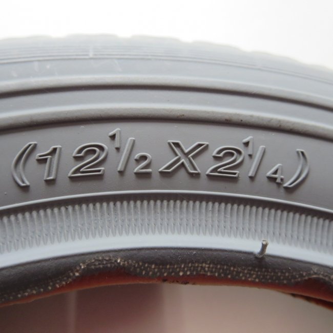 12 1/2x2 1/4（57-203) グレータイヤ・チューブセット（各1本）車いすタイヤ Main