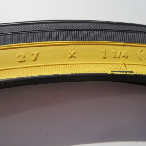 27×1 1/4 黒/黄（タイヤ1本・チューブ1本）セット