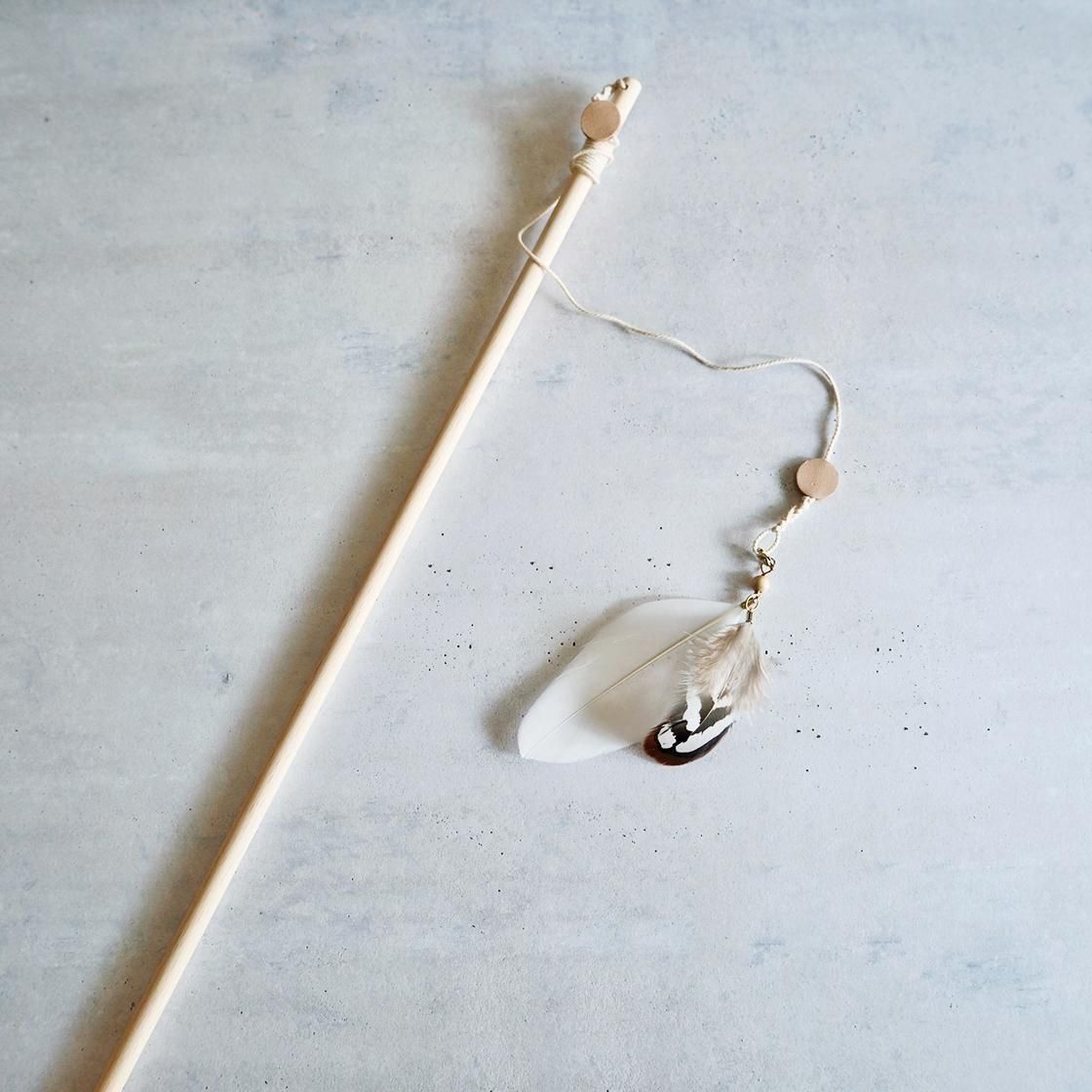 Fish The Cat / FeatherΡ