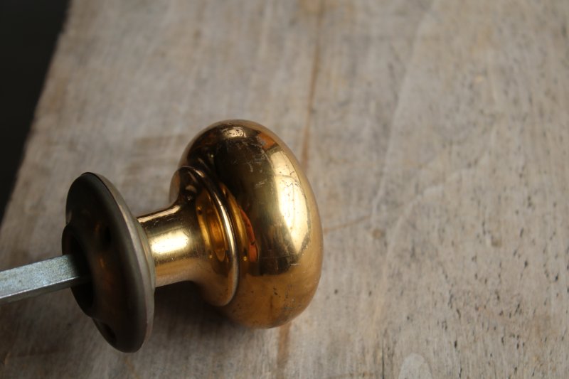 SHOWA　　真鍮ドアノブ鍵穴別タイプ　BS70ミリ - つむぎ商會