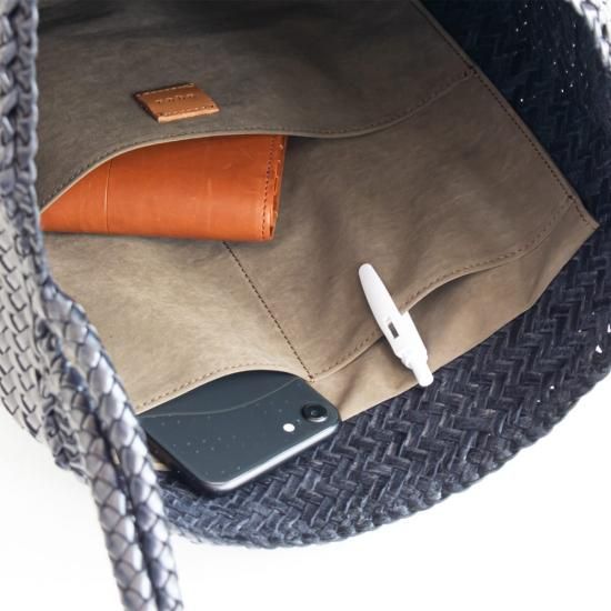 aqua メッシュトート - 革財布の山藤（やまとう）| 老舗の職人が作る