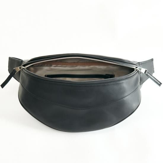 クロスボディバッグ PTAH｜革財布の山藤オンラインショップ