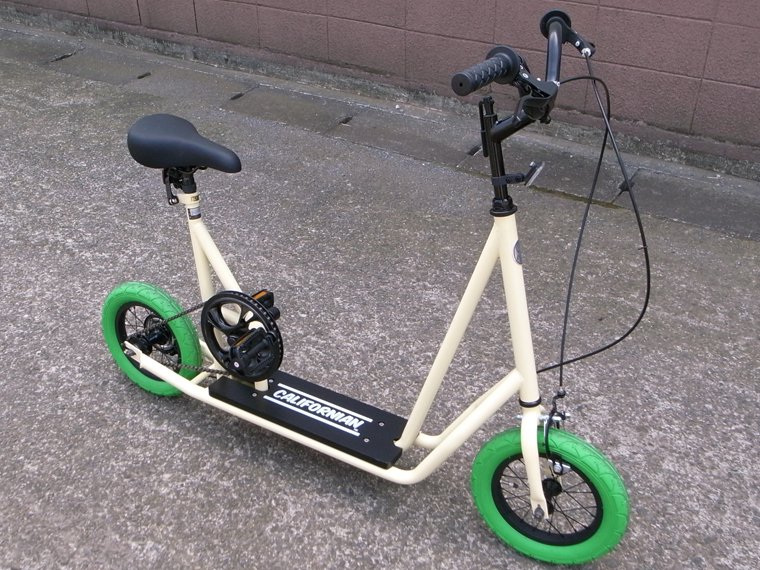SHINKO シンコー 自転車 タイヤ SR131 12 1 2×2 4 ブラック 幼児用車両 スケーターバイク とっておきし新春福袋