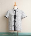 FLOWER PRINT RIBBON BLOUSE（花柄 リボンブラウス） <img class='new_mark_img2' src='https://img.shop-pro.jp/img/new/icons20.gif' style='border:none;display:inline;margin:0px;padding:0px;width:auto;' />