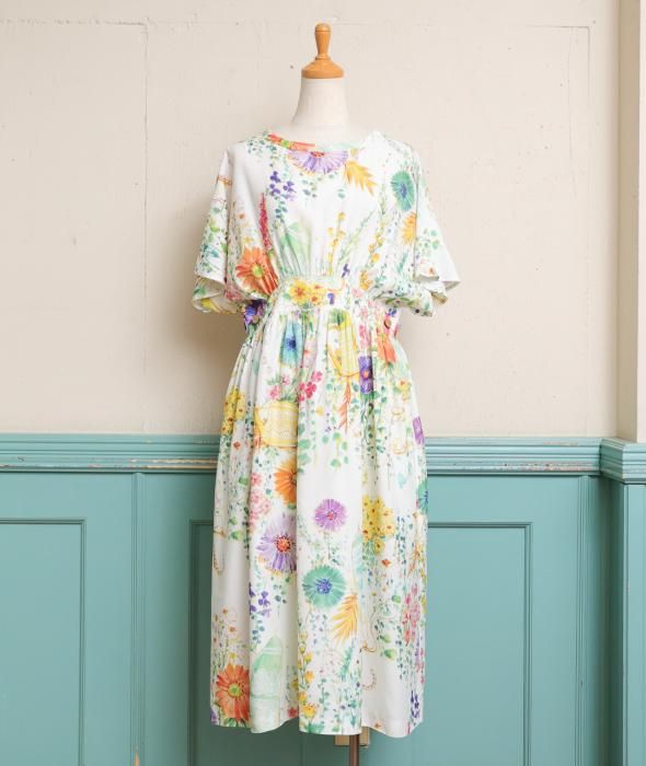 LAST1WHITEBACK RIBBON GATHER DRESS -FLOWER PRINT-<img class='new_mark_img2' src='https://img.shop-pro.jp/img/new/icons20.gif' style='border:none;display:inline;margin:0px;padding:0px;width:auto;' />