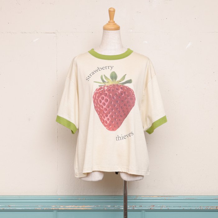 STRAWBERRY Ringer T-shirts BEIGE<img class='new_mark_img2' src='https://img.shop-pro.jp/img/new/icons8.gif' style='border:none;display:inline;margin:0px;padding:0px;width:auto;' />