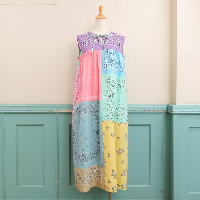 【PASTEL/VINTAGE,USED】RIBBON LONG DRESS<img class='new_mark_img2' src='https://img.shop-pro.jp/img/new/icons8.gif' style='border:none;display:inline;margin:0px;padding:0px;width:auto;' />