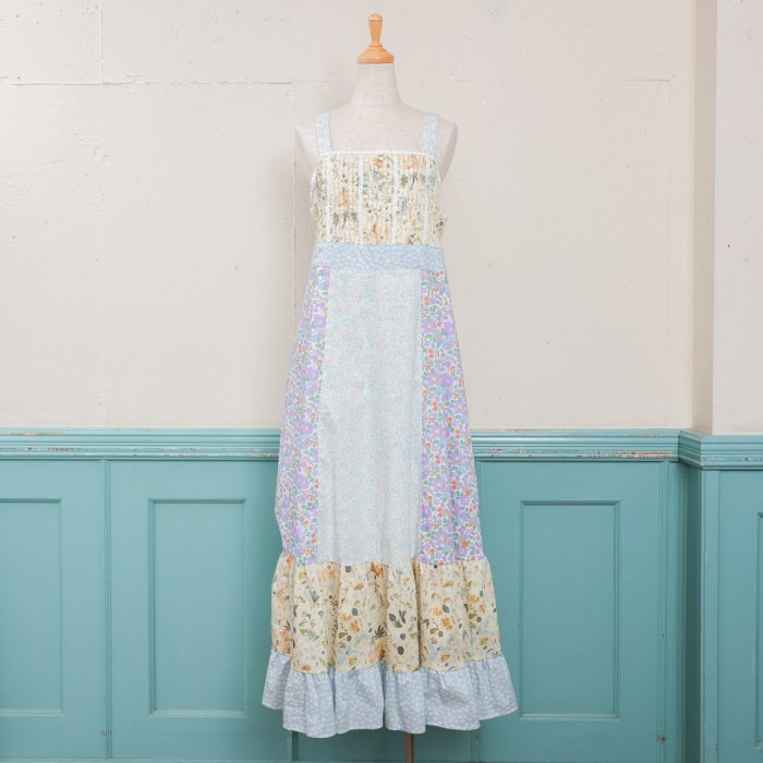 PINTUCK CAMI DRESS / LIBERTY.<img class='new_mark_img2' src='https://img.shop-pro.jp/img/new/icons8.gif' style='border:none;display:inline;margin:0px;padding:0px;width:auto;' />