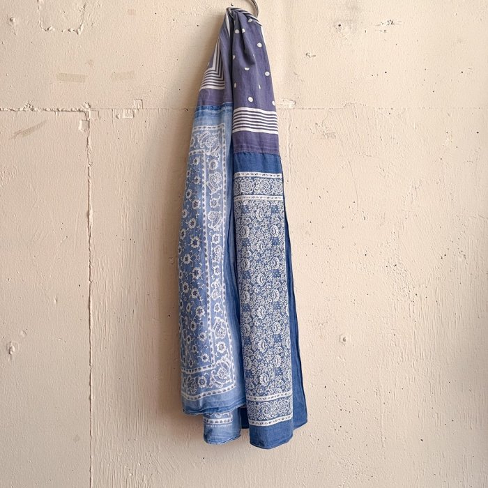 USED BANDANA STOLE (BLUE/MEDIUM)