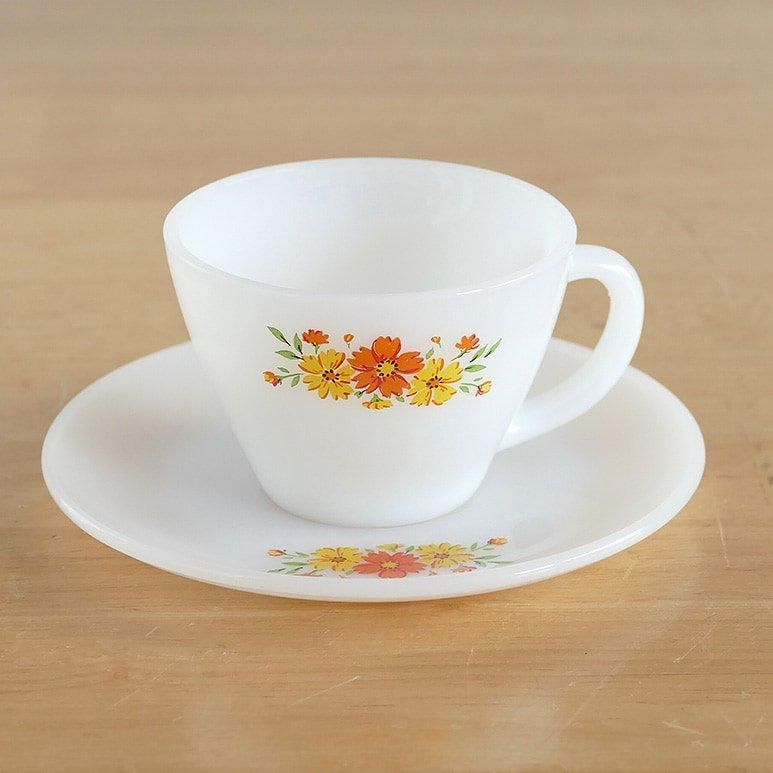 パンジー花柄 食器セット プレート2枚とマグカップ2個 パンジー花柄 食器セット プレート2枚とマグカップ2個