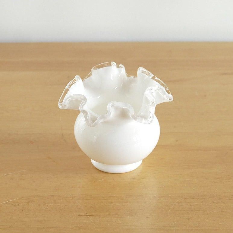 フェントンシルバークレストミルクグラスケーキスタンド