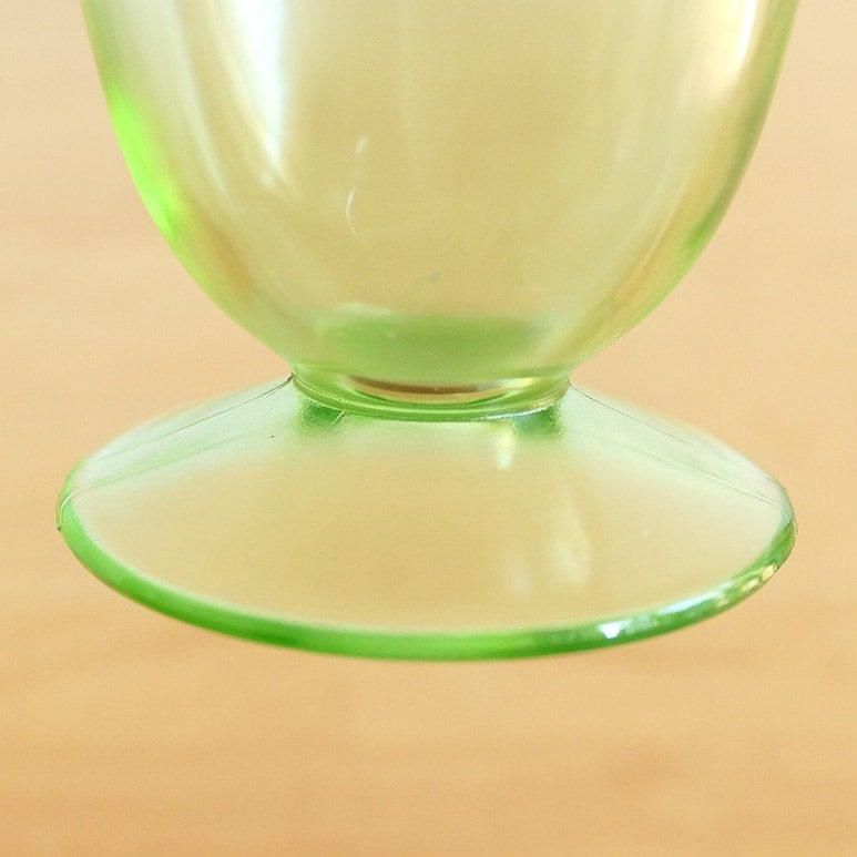 ヴィンテージ　ウランガラス　グリーン　ジャグ ／ ピッチャー ヴィンテージ ウランガラス グリーン ジャグ ／ ピッチャー