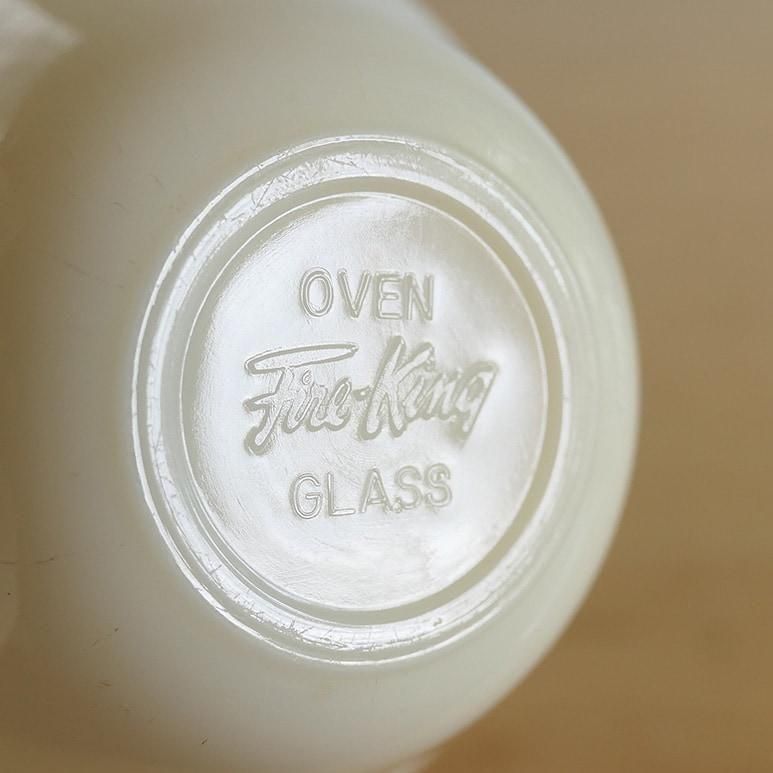 4個セット☆カスタードカップ ダークアイボリー ブロックレター ヴィンテージ ファイヤーキング / Fire-King カスタードカップ 4点set