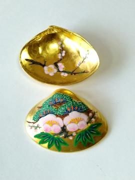 蛤香合 純金箔 つまみ細工 紅白盛花 小 蛤香合 自然蛤 小道具 海外土産