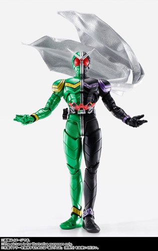 S.H.Figuarts（真骨彫製法）仮面ライダーW サイクロンジョーカー 風都