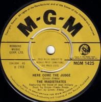 MAGISTRATES / HERE COME THE JUDGE(7)