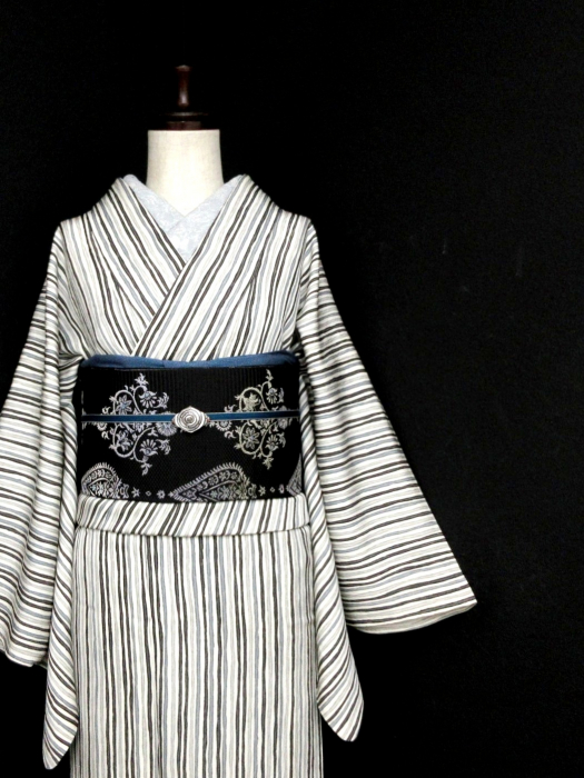 袋帯 本袋 六通 雪輪 青海波 波涛 金糸 黒地 上質 by ファッション 袋帯 本