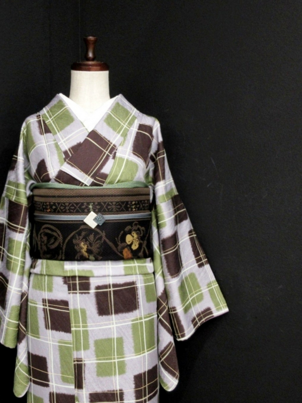 購入者ページ◆厳選◆未使用同然◆手絞りのお洒落な上質な小紋◆裄68丈159 着物：41,000円～60,000円 - 銀座きもの青木｜長く大切に着続け